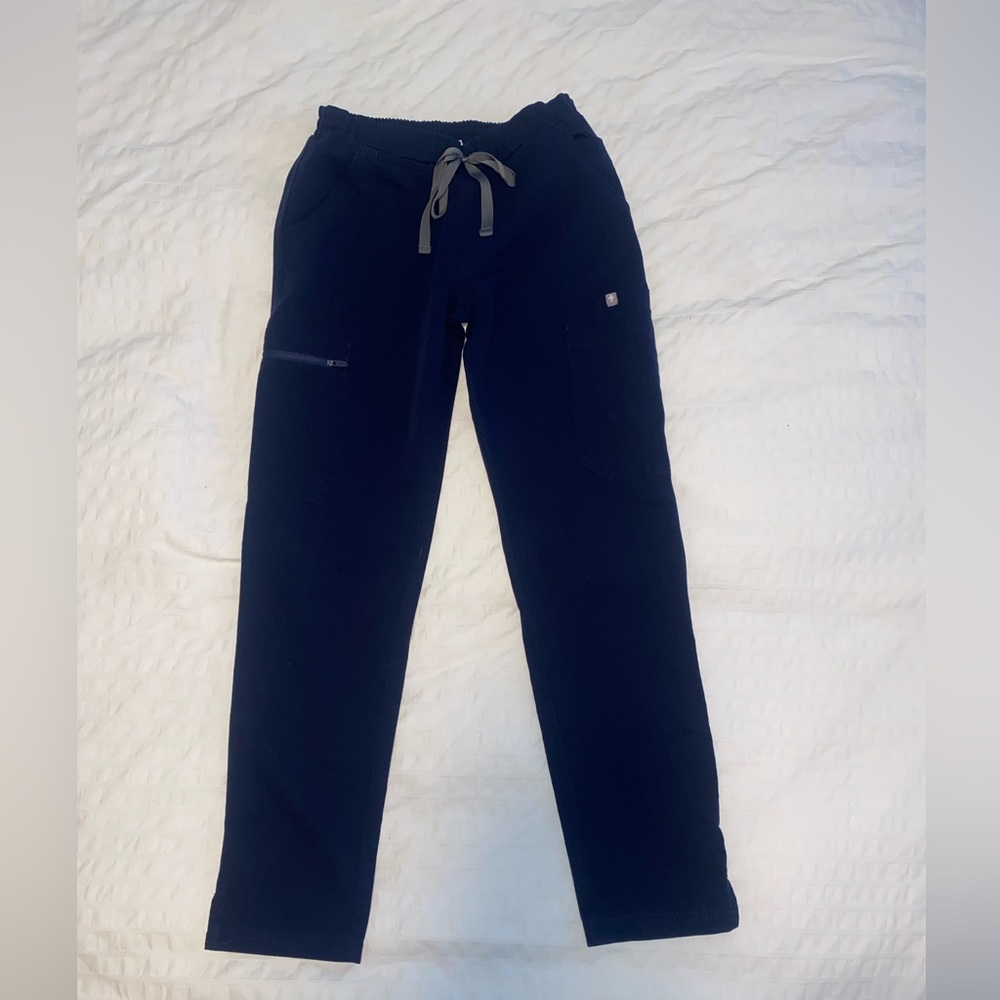 Figs technical collection scrub pants size xxs